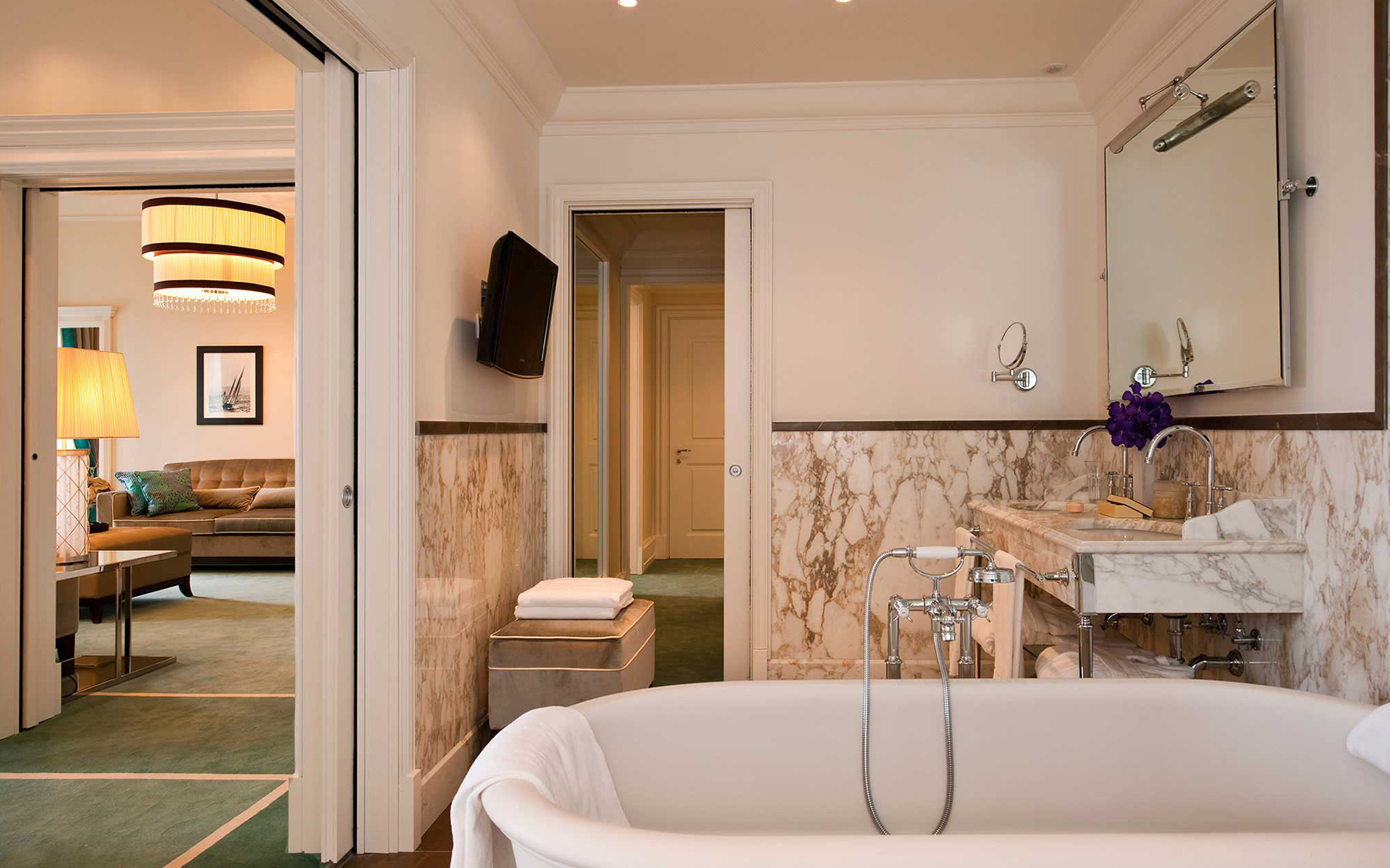 Italian Villages – Airbnb